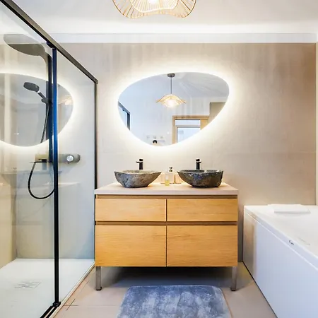 Cosy Neuve 8 Min A Pieds Des Plages Equipee Villa Cassis