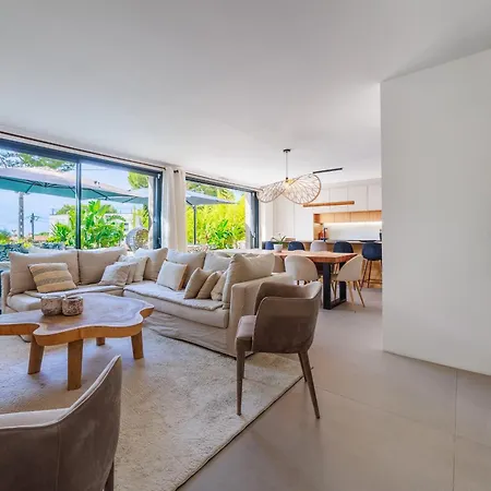 Cosy Neuve 8 Min A Pieds Des Plages Equipee